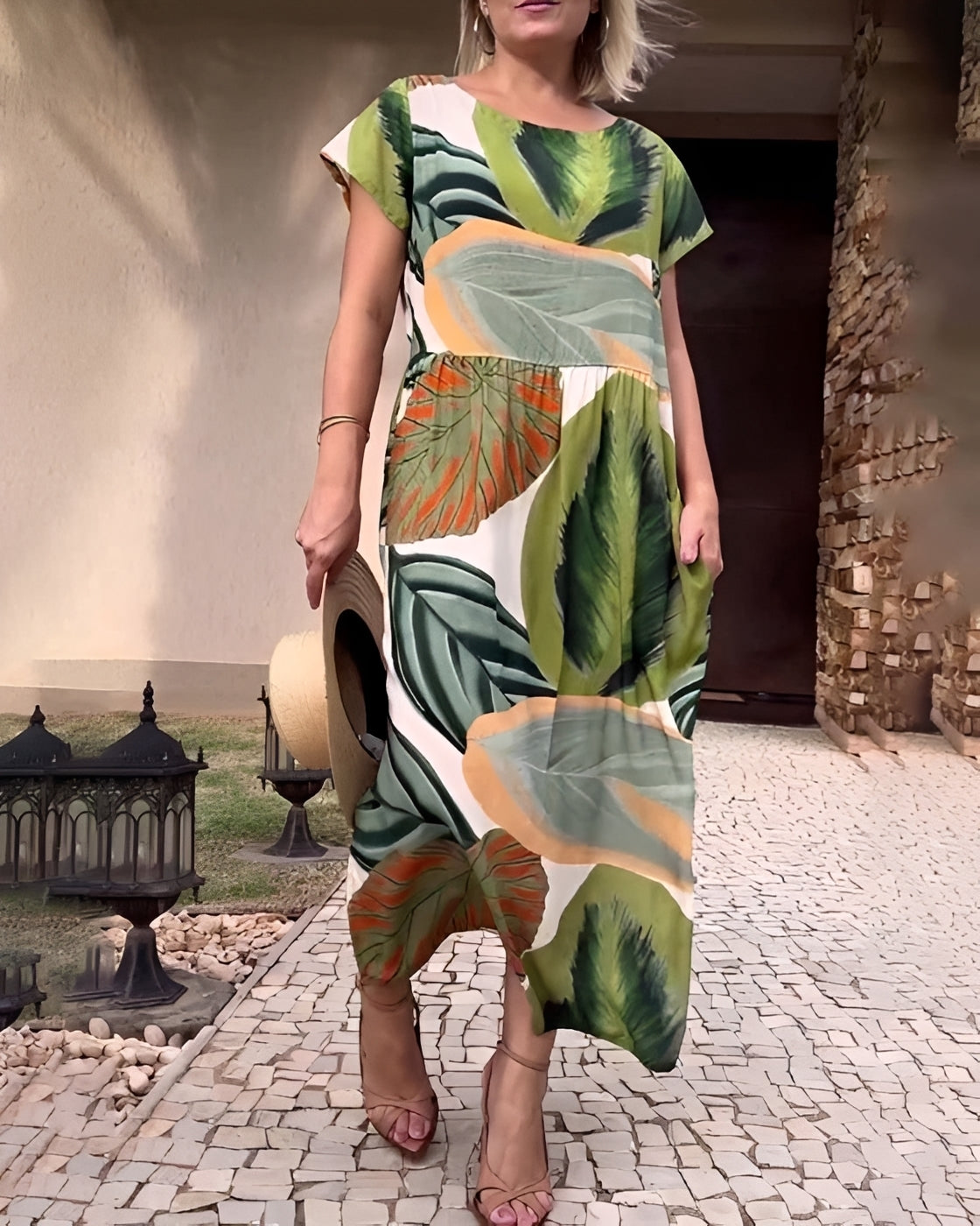 Sami - Elegantes Kurzarm-Schlitzkleid