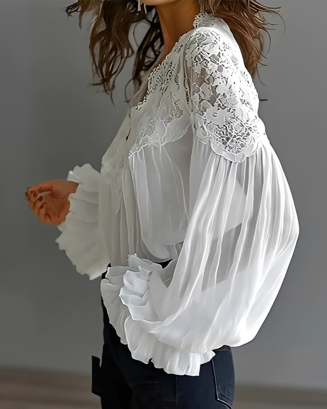 Kim - Modische Bluse mit V-Ausschnitt