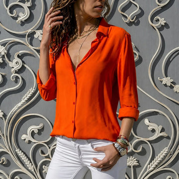 Aiah - Legere Bluse mit V-Ausschnitt