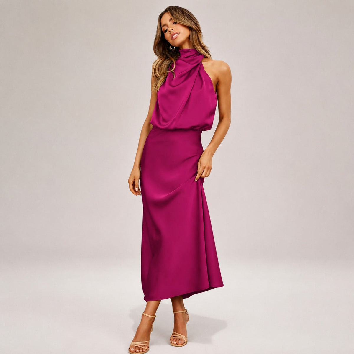 Lillie - Stilvolles Kleid mit Neckholder-Ausschnitt