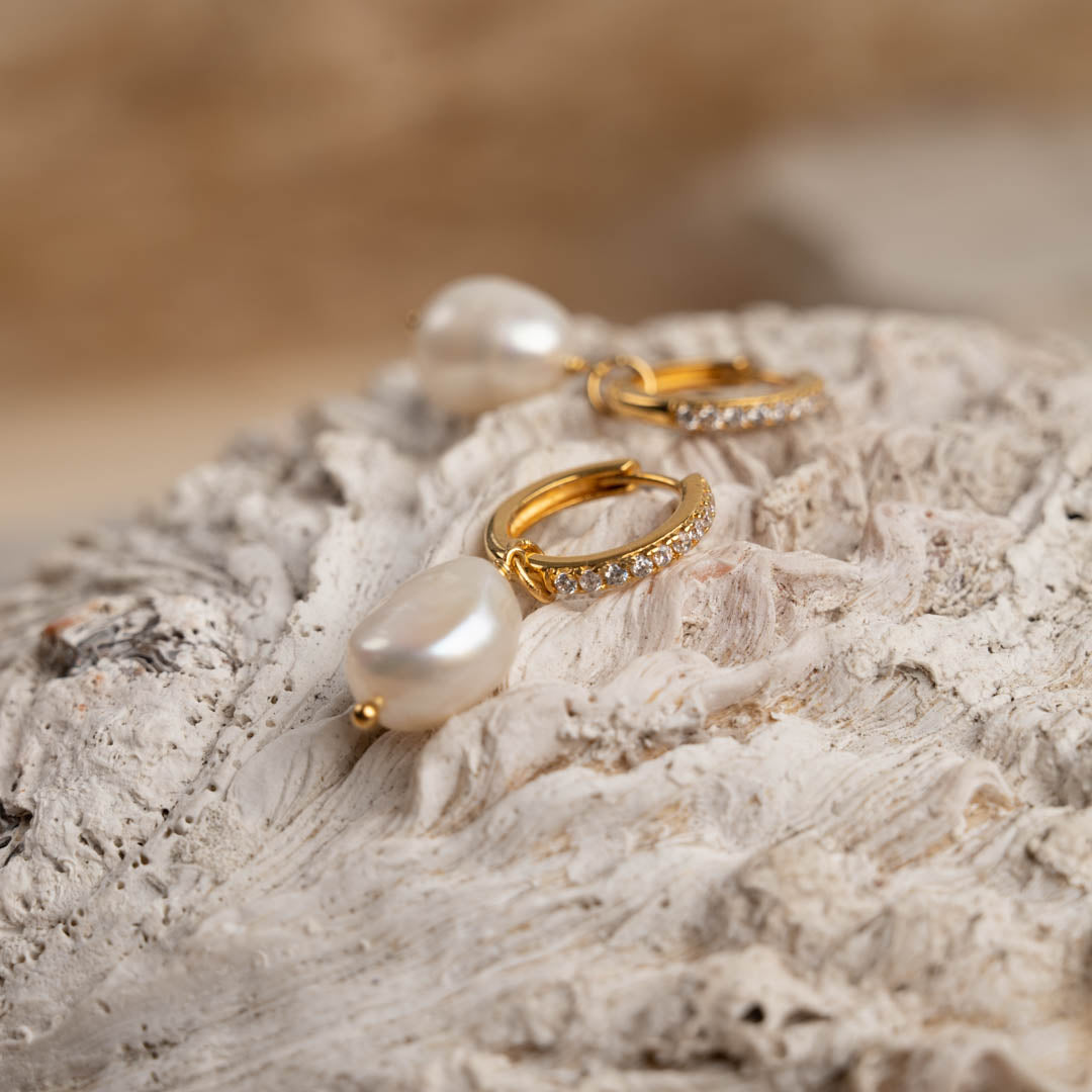Elegante Ohrringe mit funkelnden Details