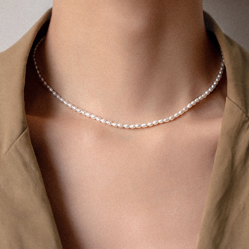 Avaria - Halsband aus Süßwasserperlen