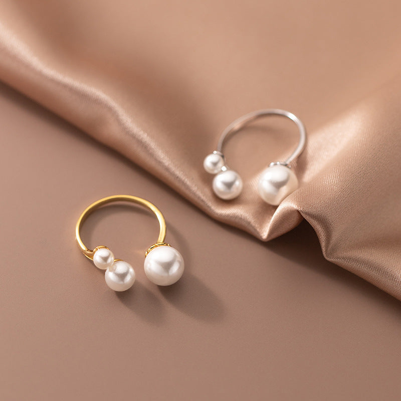 Amandine – Verstellbarer Ring mit drei Perlen aus Süßwasser