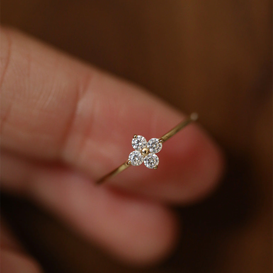 Mia – Ring mit Kleeblattmotiv