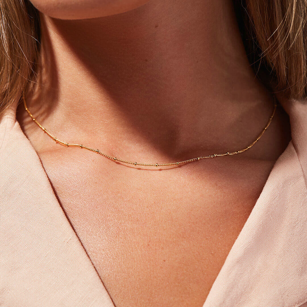 Reign – Goldene Kette