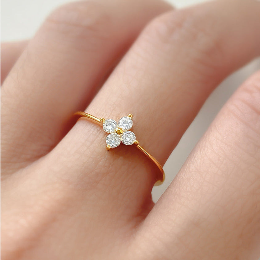 Mia – Ring mit Kleeblattmotiv