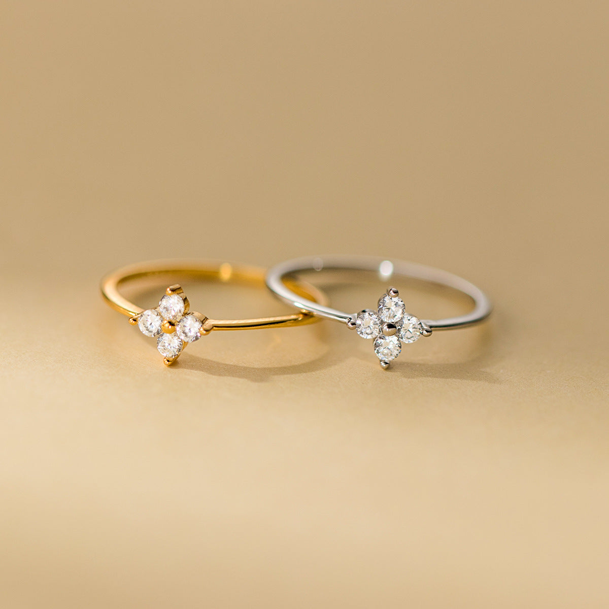 Mia – Ring mit Kleeblattmotiv