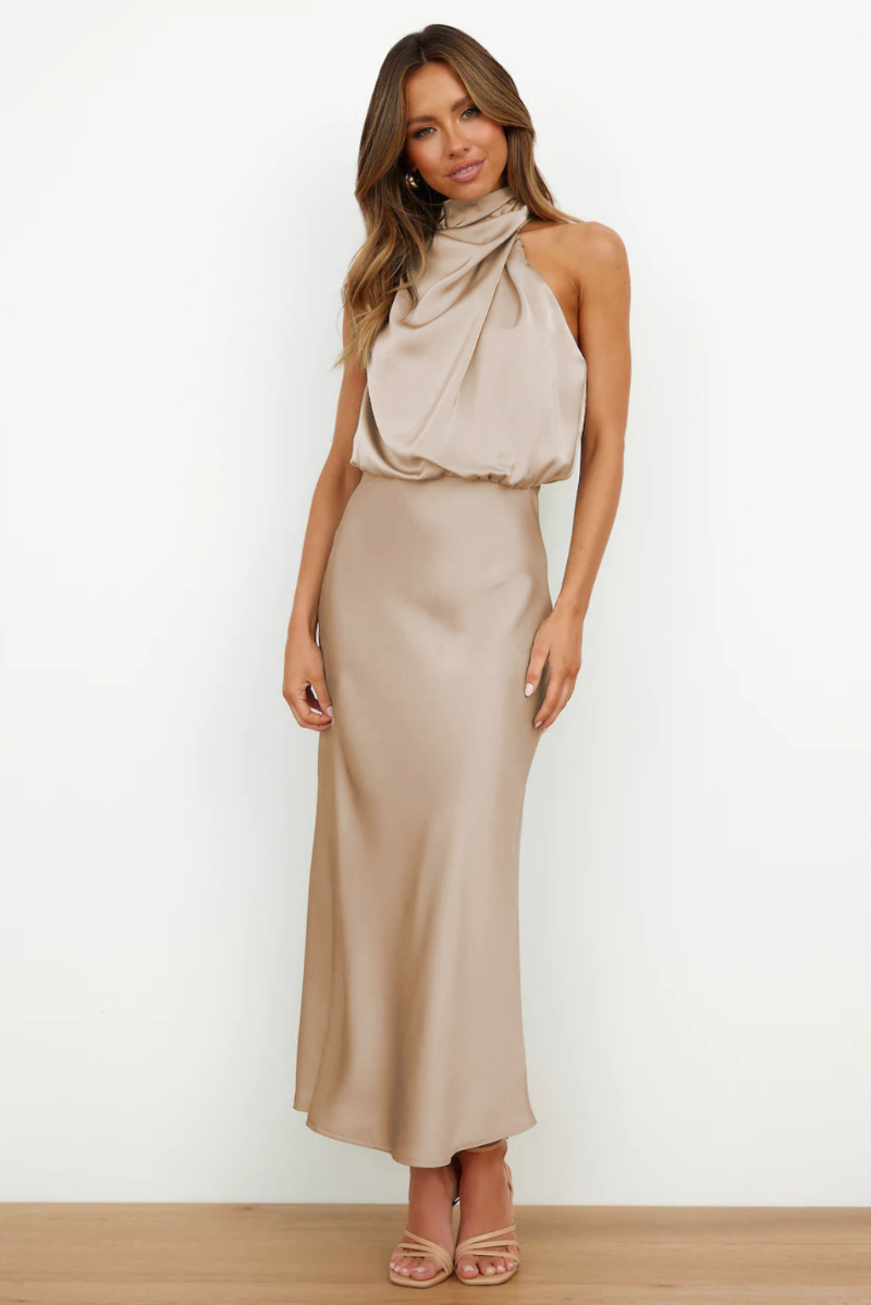 Elianna – Elegantes Midi-Kleid mit asymmetrischem Ausschnitt