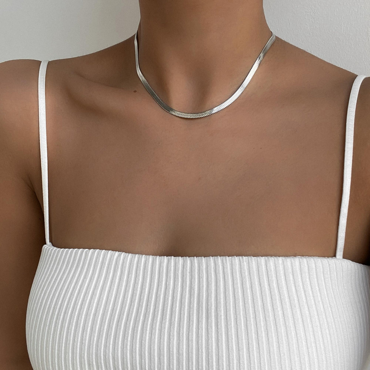 Juliette – Stilvolle Chevron-Halskette