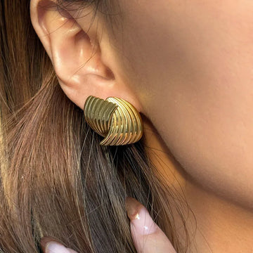 Sonia - Wellenohrringe in Gold