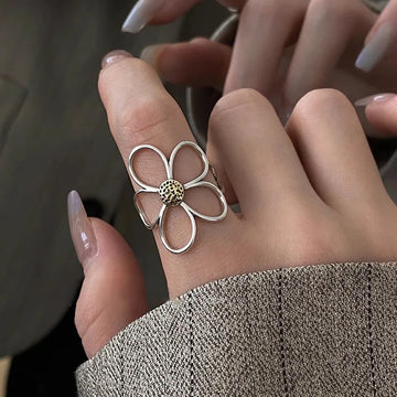 Alizee – Filigraner Blütenring