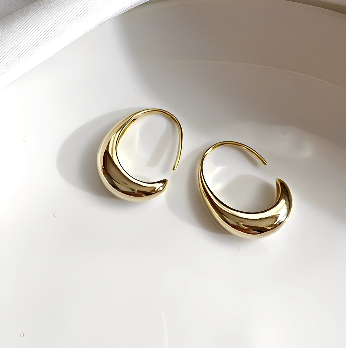 Zeinab – Goldene Creolen