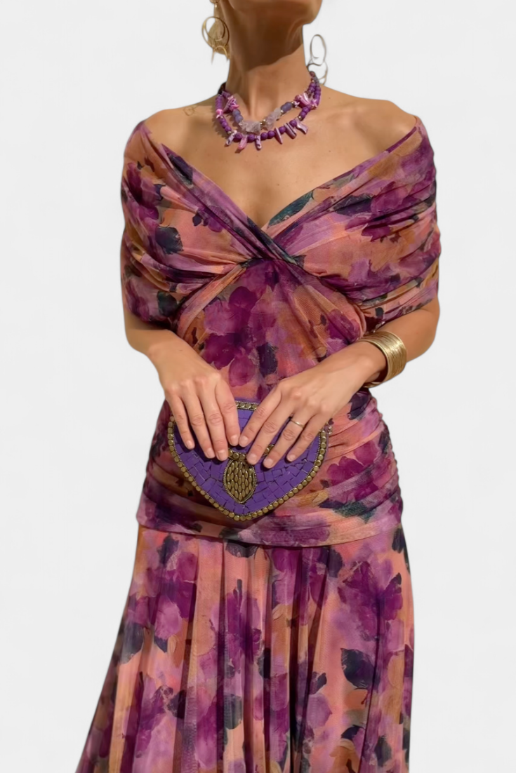 Celine - Elegante Off-Shoulder-Robe
