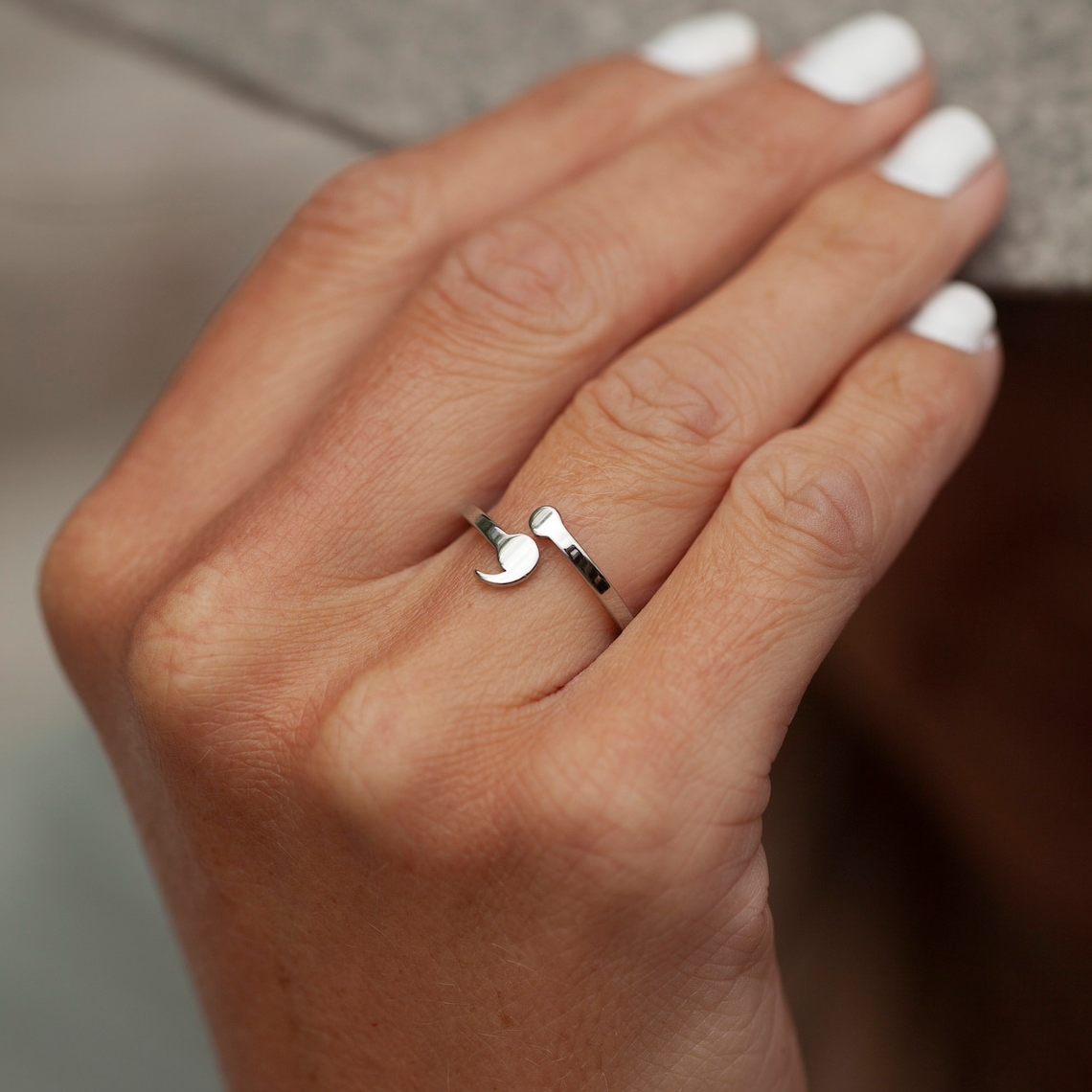 Eleganter Semikolonring - Ring der Resilienz