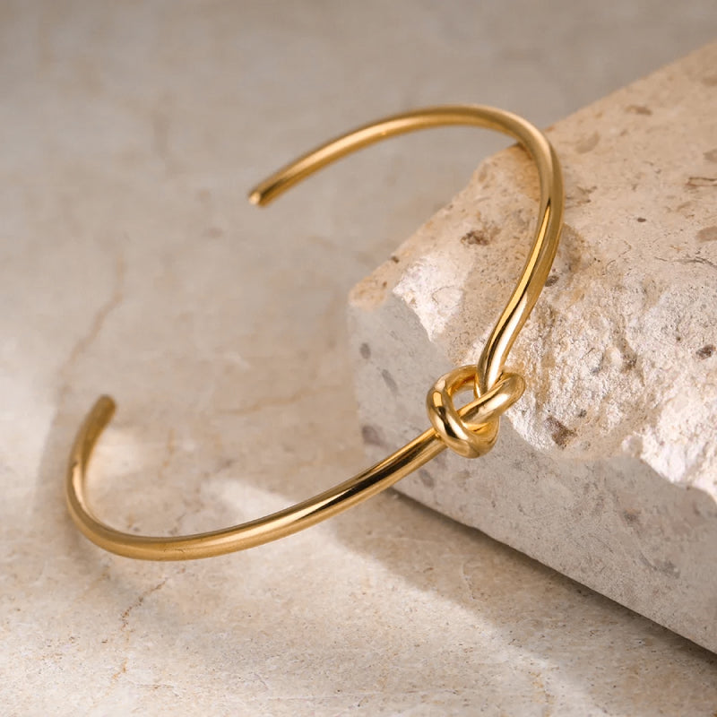 Inaya – Vintage Armband mit anpassbarem Knoten