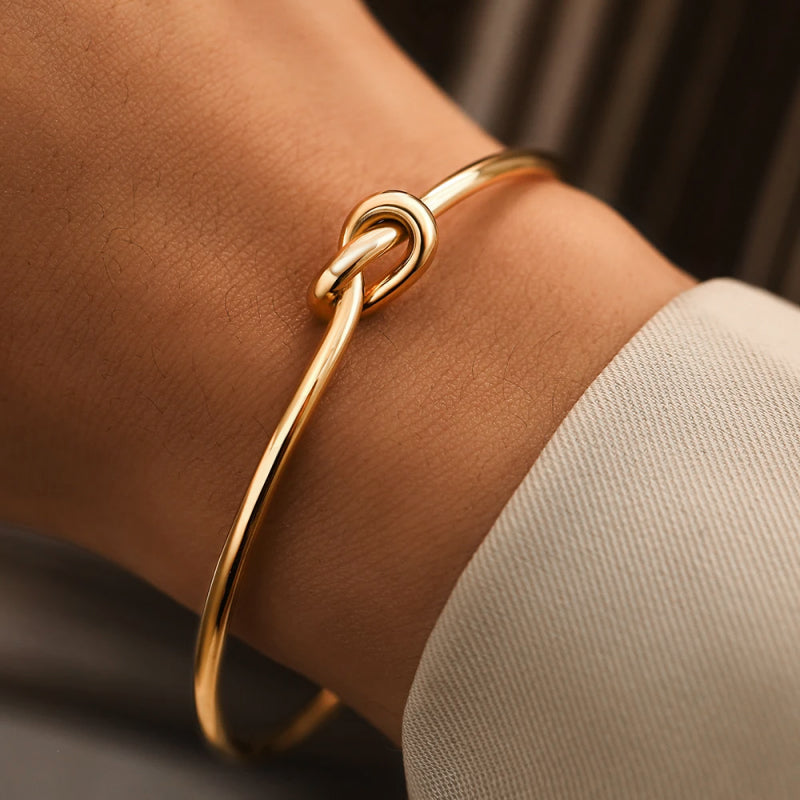 Inaya – Vintage Armband mit anpassbarem Knoten