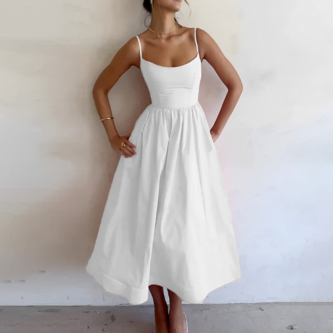 Fabiana - Kleid mit dünnen Trägern und gerafften Details