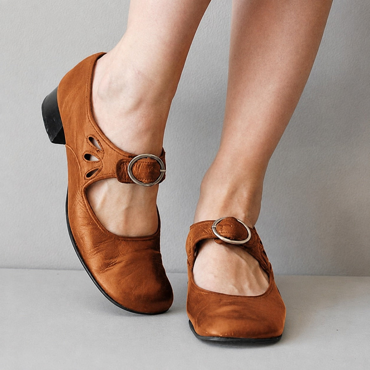 Beatrice - Stylische Sandalen mit einstellbarem Schnallenverschluss
