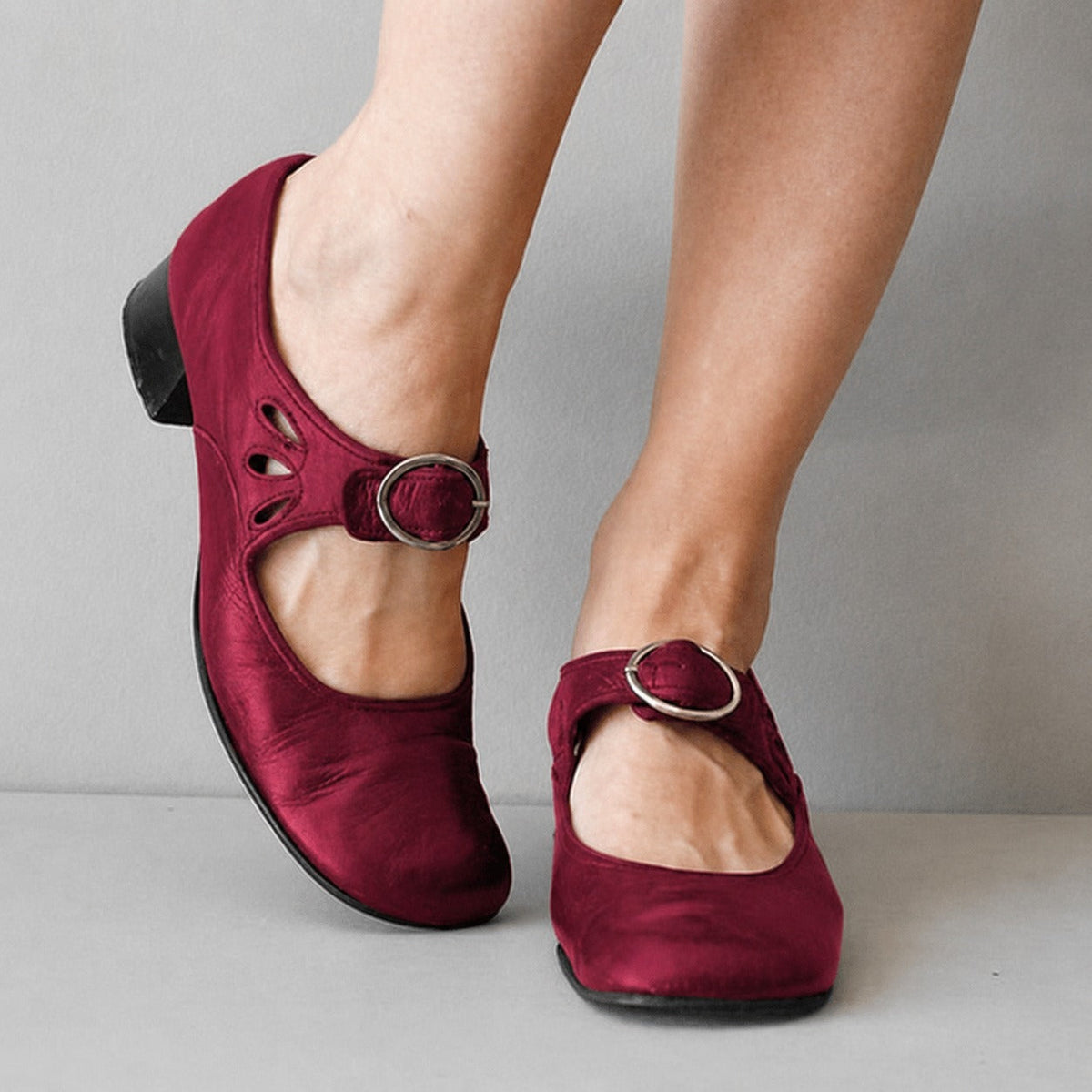 Beatrice - Stylische Sandalen mit einstellbarem Schnallenverschluss