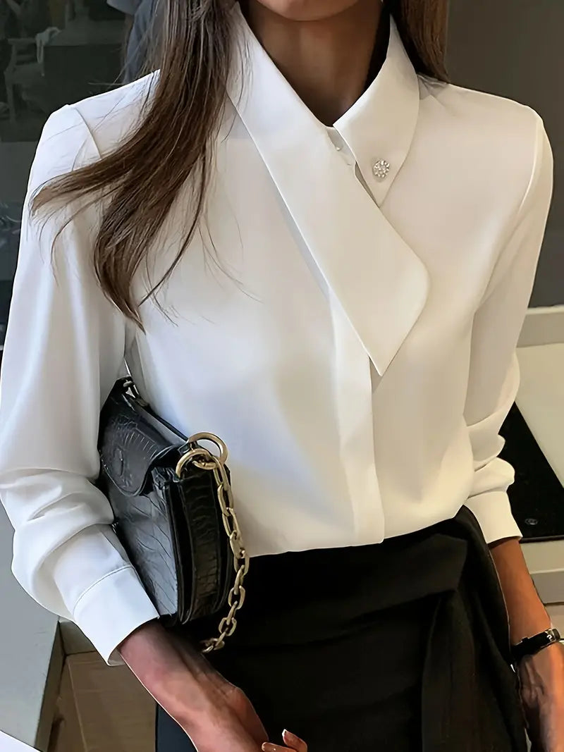Reamina - Damenbluse mit luxuriösem und asymmetrischem Kragen