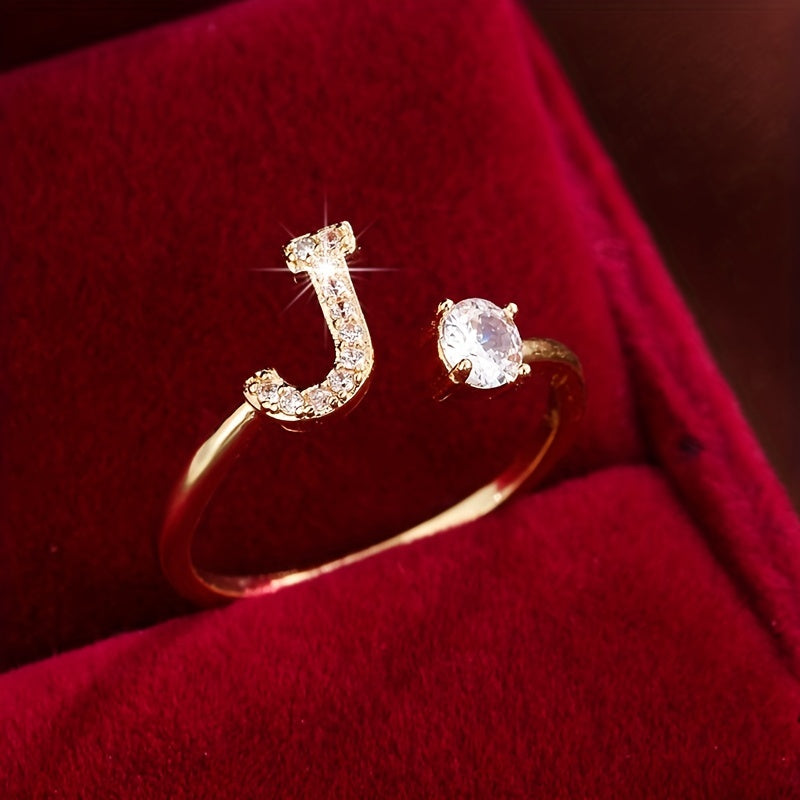 Nova – Stilvoller offener Ring mit Initiale