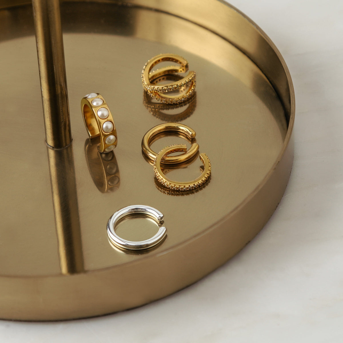 Bree – Eleganter Ohrstecker mit funkelnden Details