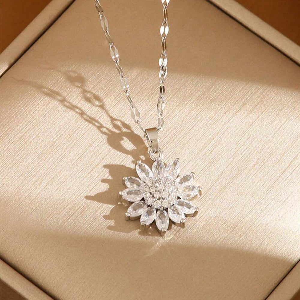 Anaya – Halskette mit strahlenden Sonnenblumen und Spitzen
