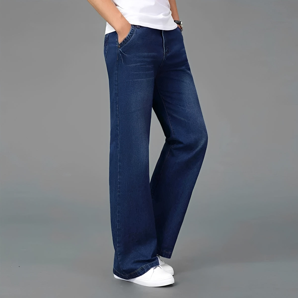 Herren Bootcut-Jeans mit ausgestelltem Bein und Mehrfachtaschen - Relaxte Passform
