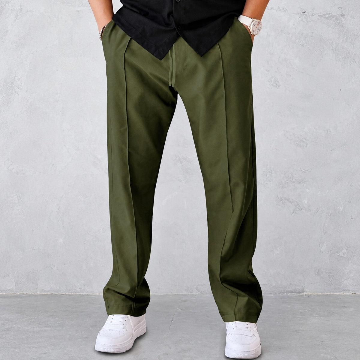 Herren Stoffhose mit Falten, elastischem Bund und Seitentaschen