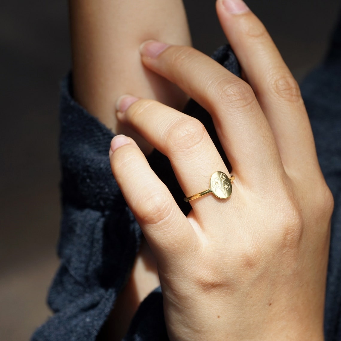 Geburtsblumenring - Feiner personalisierter Ring