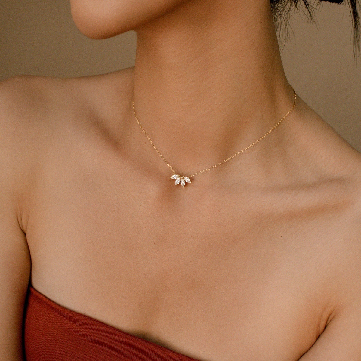 Halskette mit Marquise-Design