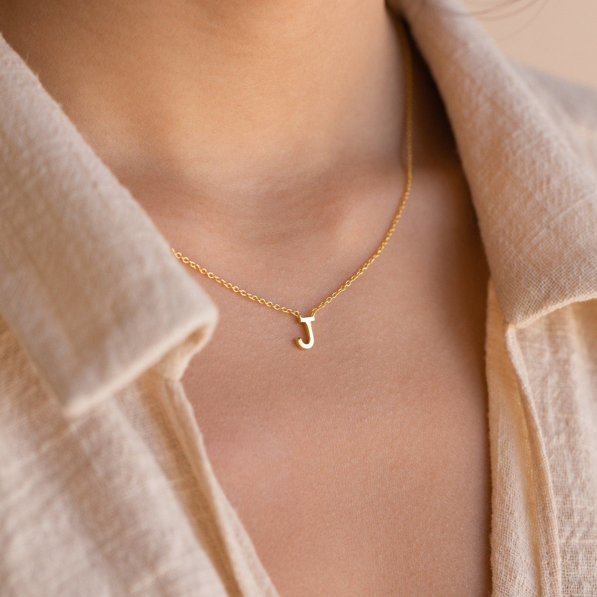 Feines Halsband mit Initialen - Stilvolles Halsband mit Buchstaben