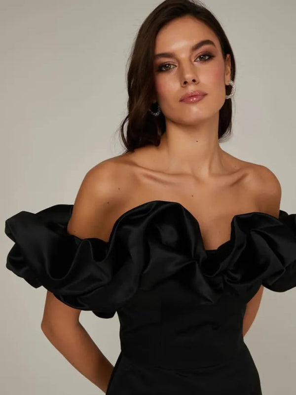 Waverly - Satin-Kleid mit schulterfreiem Volant
