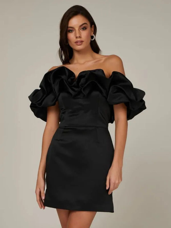 Waverly - Satin-Kleid mit schulterfreiem Volant