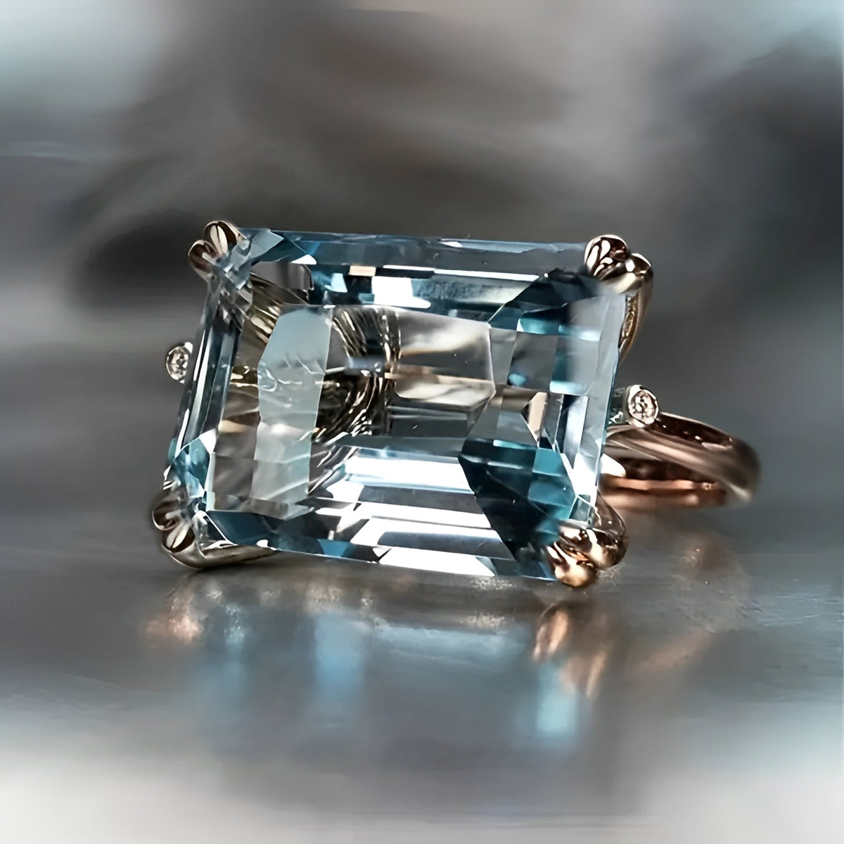 Yvaine – Vintage-Ring mit blauem Akzent