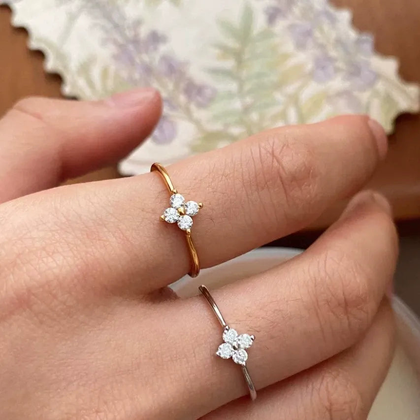 Mia – Ring mit Kleeblattmotiv