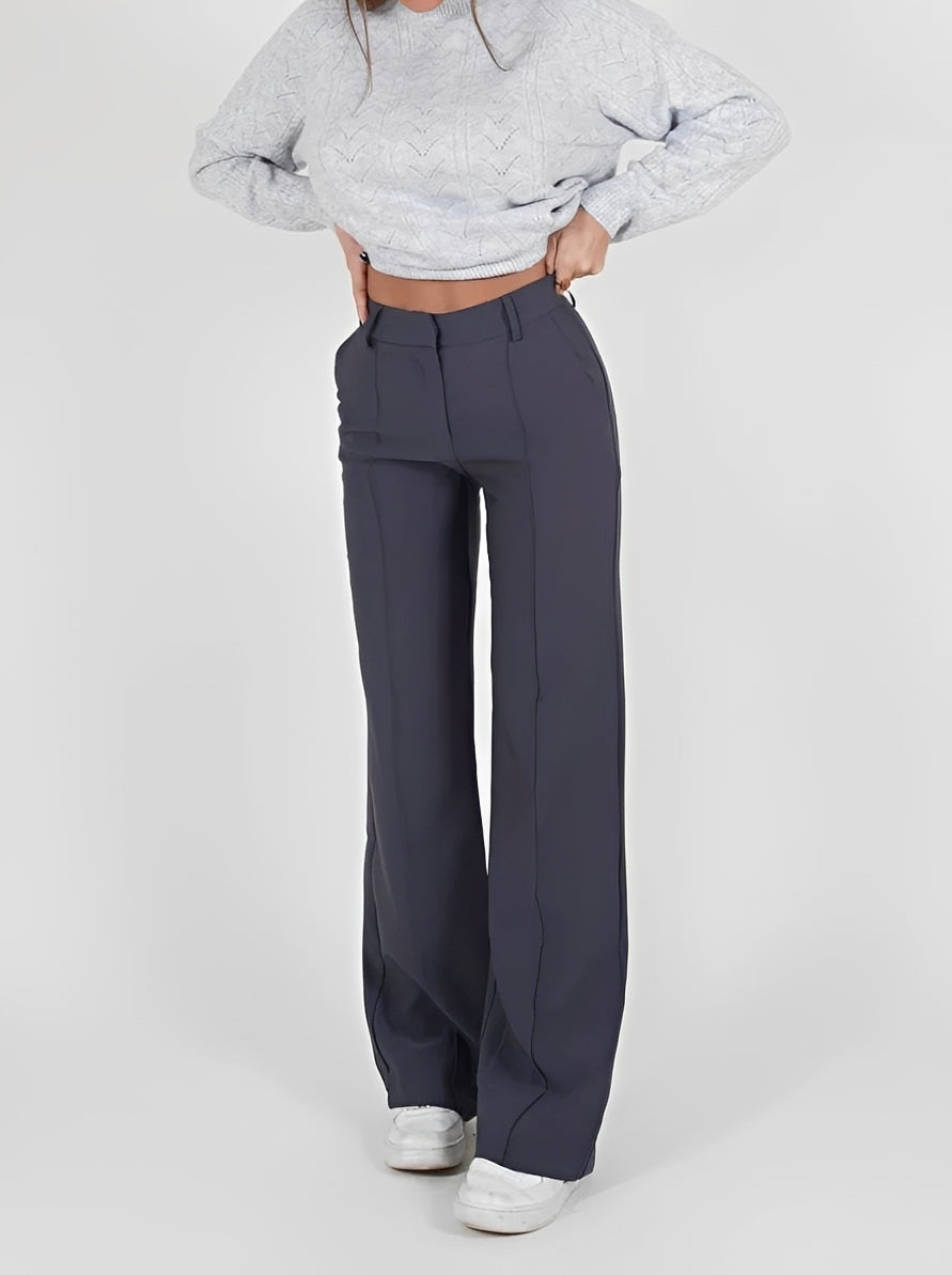 Nancy - Gerade geschnittene Bootcut-Hose für Damen