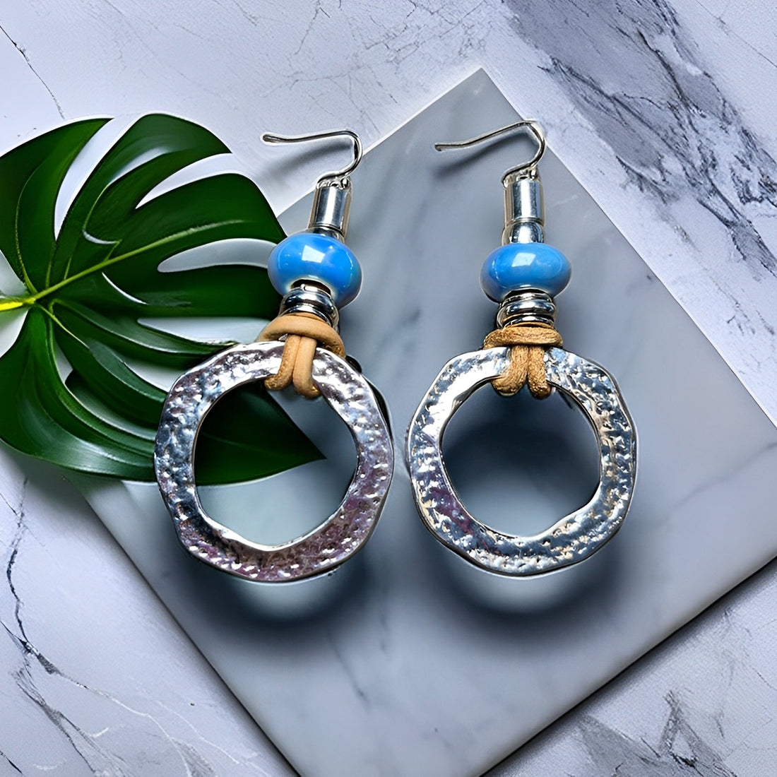 Mira – Silberne Kreisohrstecker im Boho-Vintage-Stil