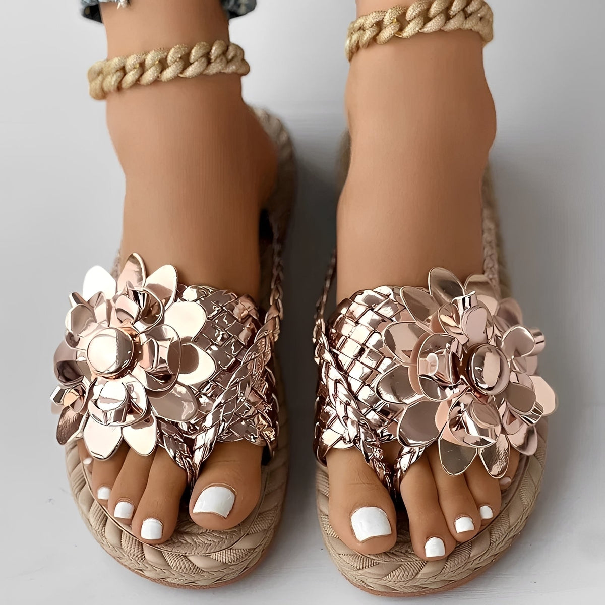 Saira - Komfortable Geflochtene Flip Flops