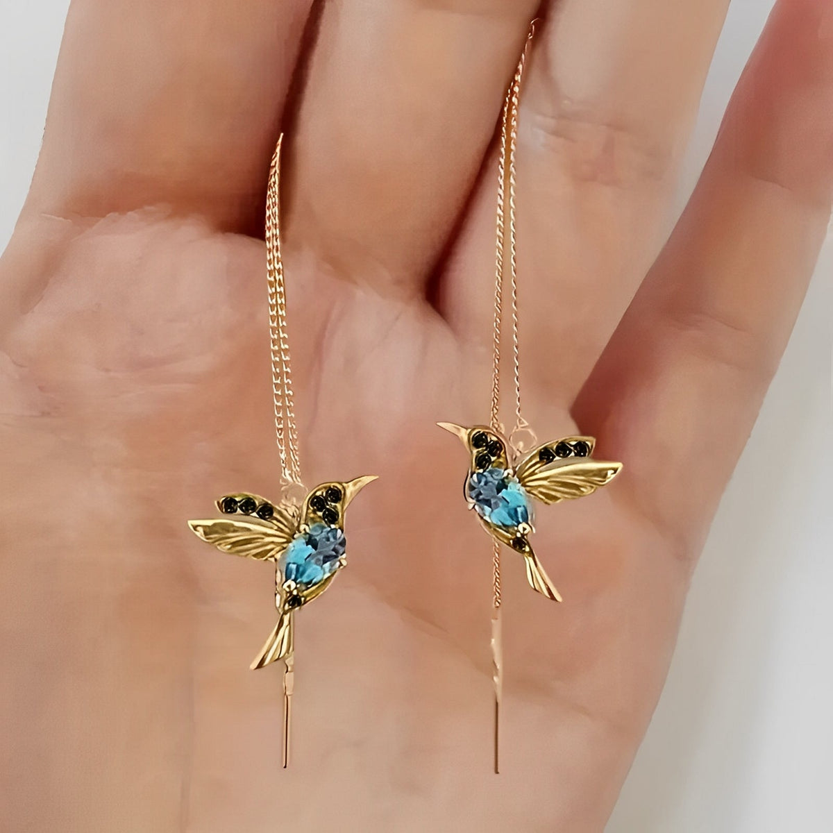 Elayne – Kolibri Ohrringe mit bunten Details