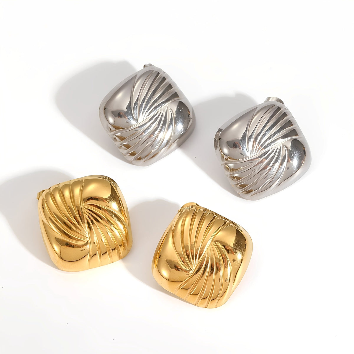 Kaia – Geometrische Ohrringe