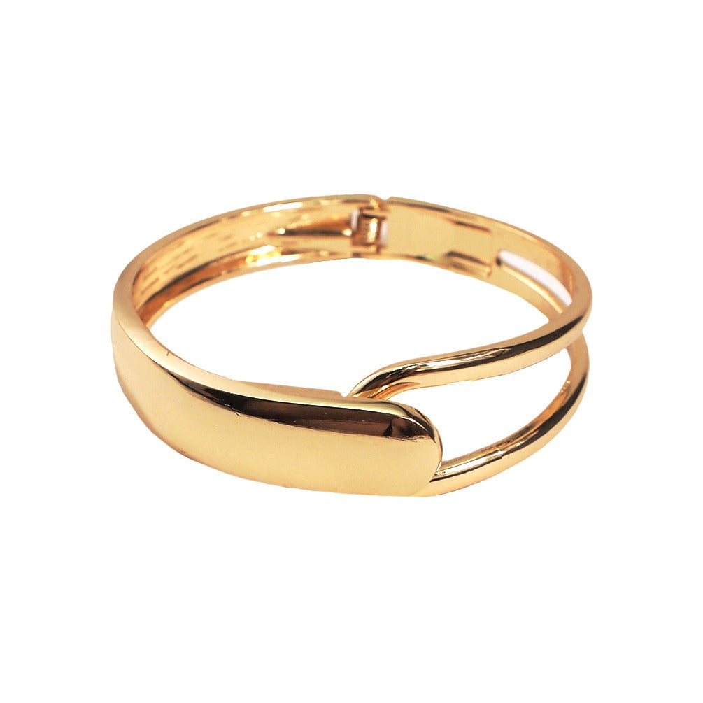 Alyssa – Stilvolles goldenes Armband