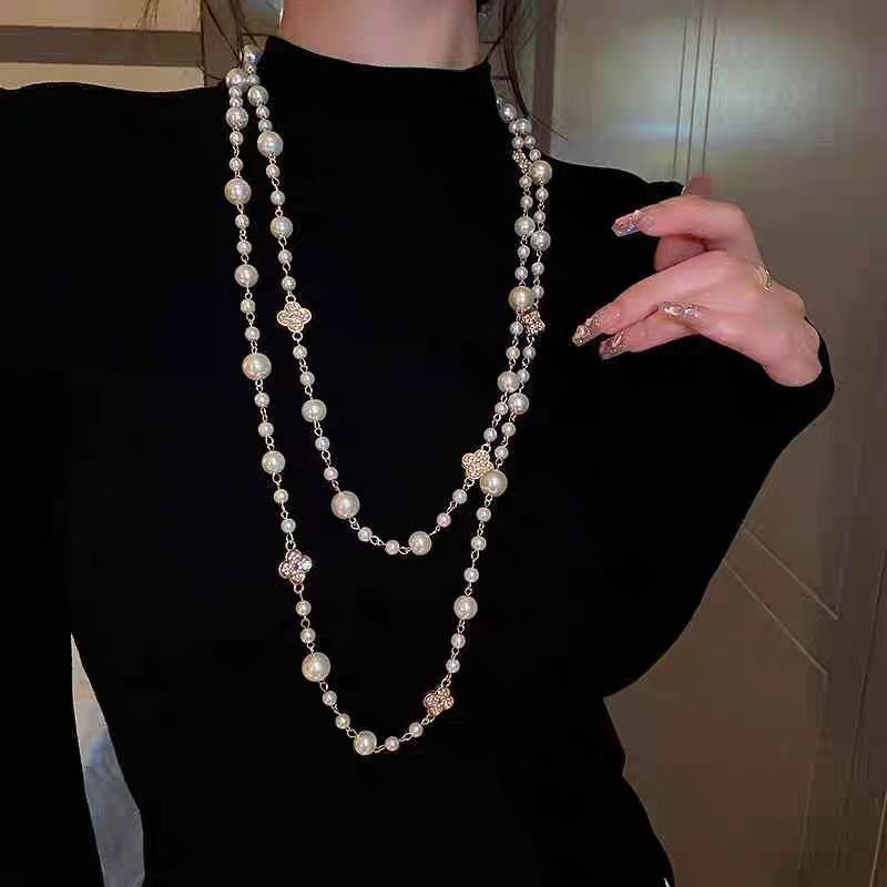 Collen – Stilvolle Goldkette mit Perle