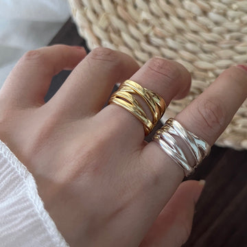 Riley – Geometrischer Ring der romantischen Liebe