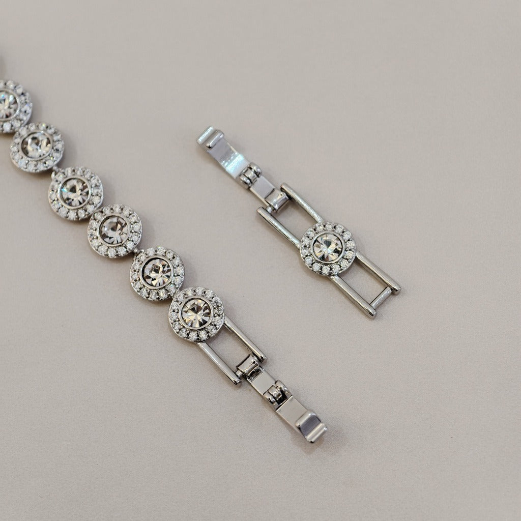 Victoria – Halskette und Armband mit schimmerndem runden Knopf