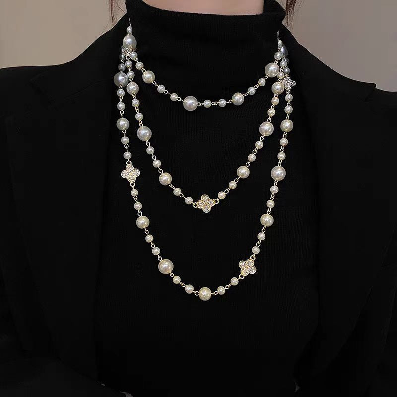 Collen – Stilvolle Goldkette mit Perle