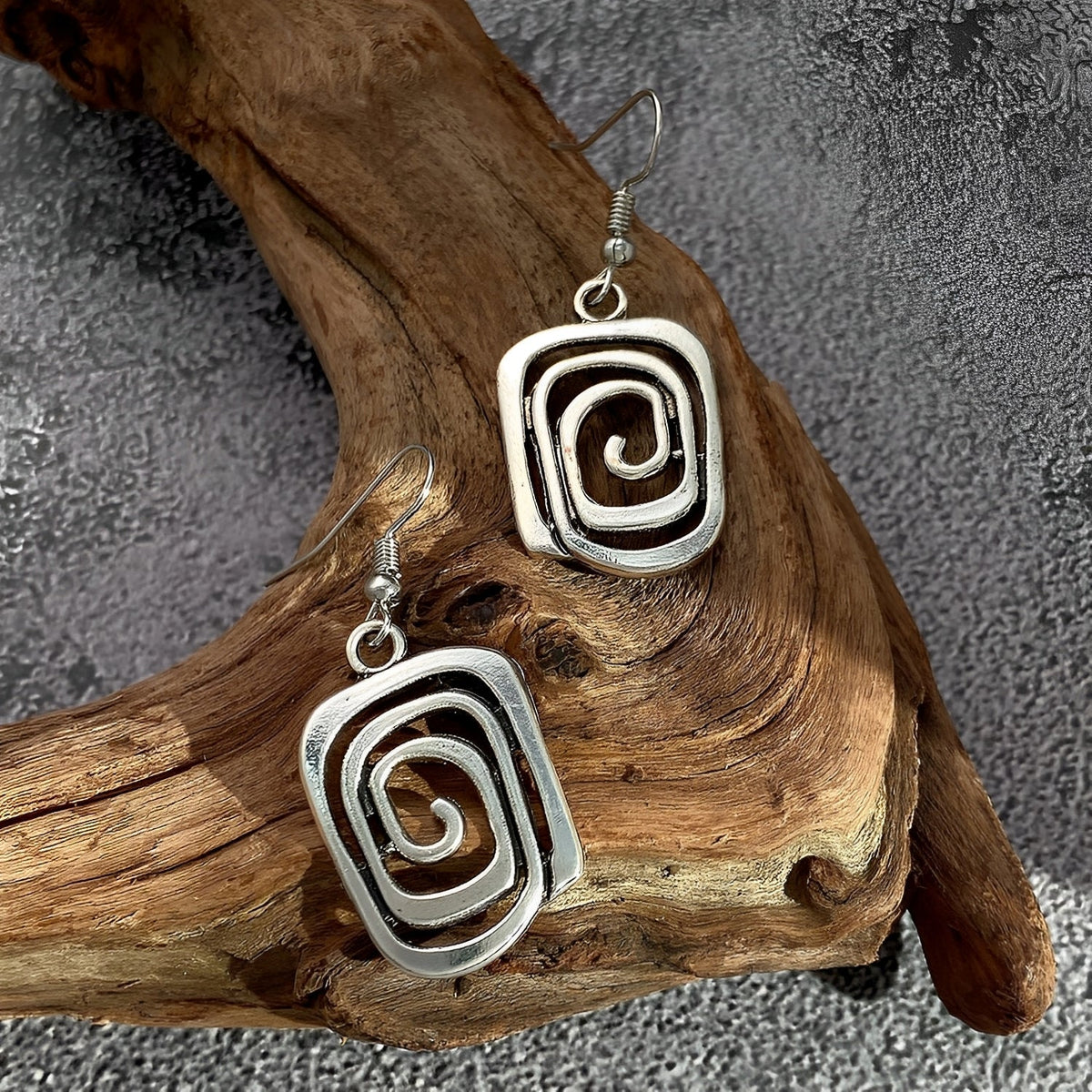 Kaia – Boho-Ohrringe aus Silber mit Spiralmotiv