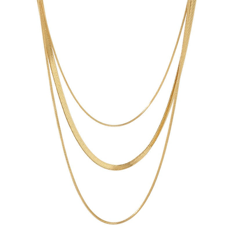 Ashley – Dreireihige Goldene Schlangenkette