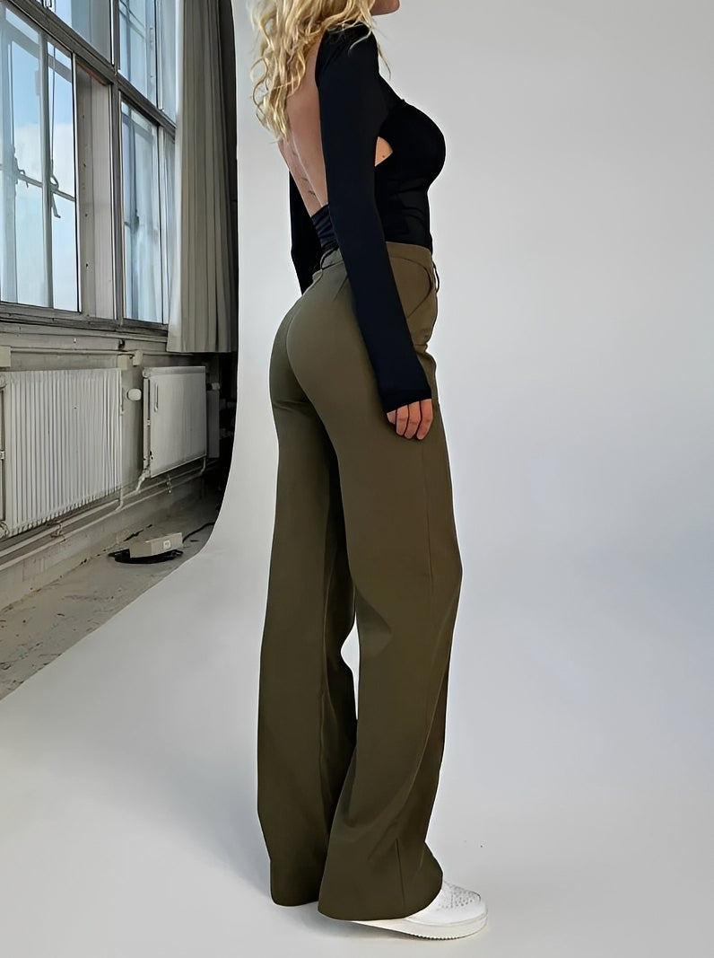 Nancy - Gerade geschnittene Bootcut-Hose für Damen