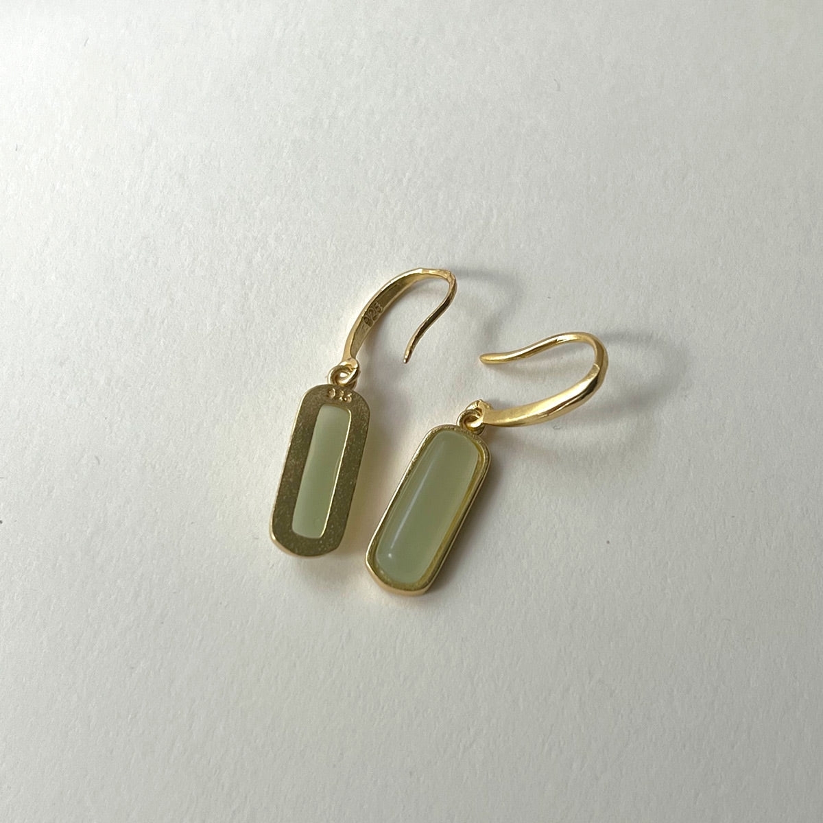 Fiona - Hängende Ohrringe aus Jade